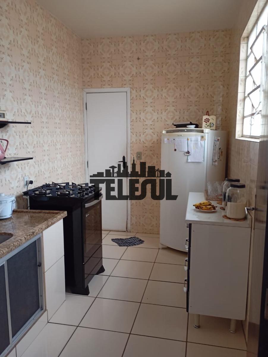 Apartamento, Centro, 3 Quartos, 0 Vaga, 1 Suíte