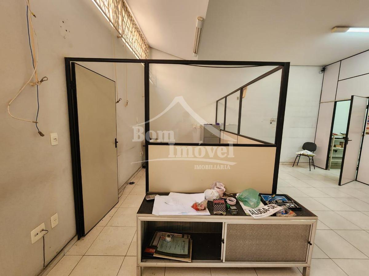 Andar, Centro, 0 Quarto, 0 Vaga