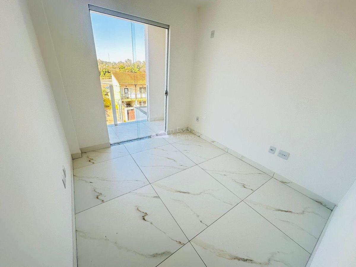 Casa, Santa Branca, 2 Quartos, 2 Vagas, 2 Suítes