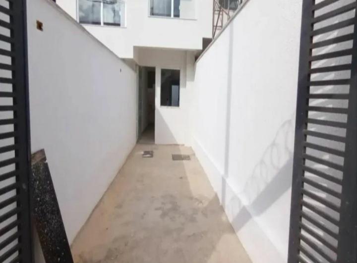 Casa, Floramar, 2 Quartos, 1 Vaga, 1 Suíte