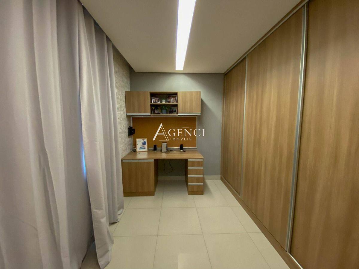 Casa, Paquetá, 4 Quartos, 0 Vaga, 0 Suíte