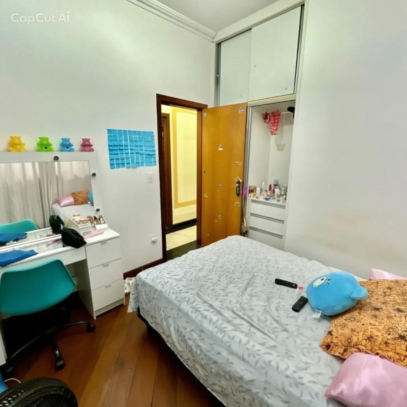 Casa, Castelo, 3 Quartos, 2 Vagas, 1 Suíte