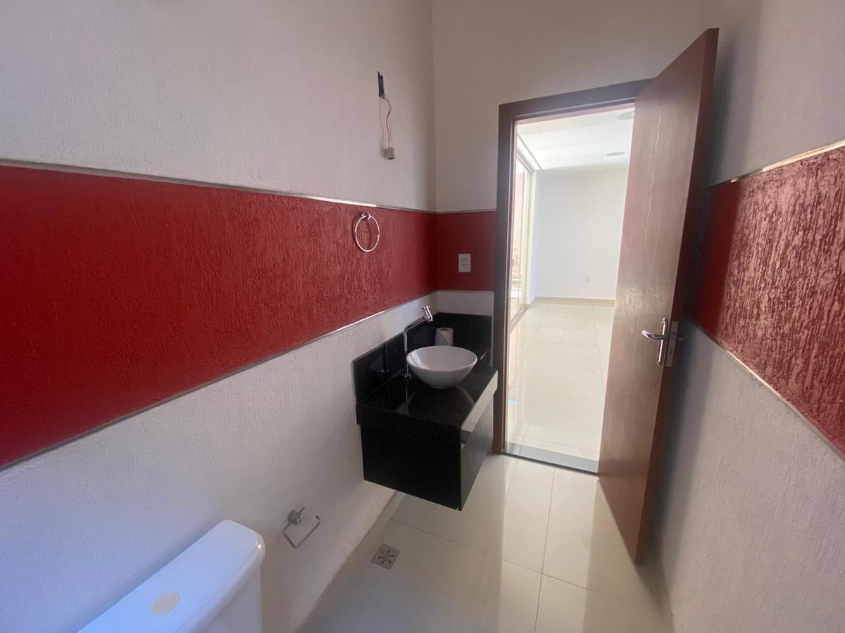 Casa, Trevo, 4 Quartos, 4 Vagas, 3 Suítes