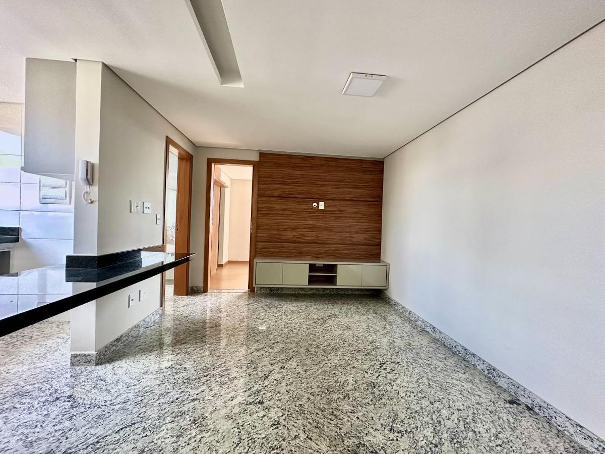 Cobertura, Santa Efigênia, 2 Quartos, 2 Vagas, 1 Suíte