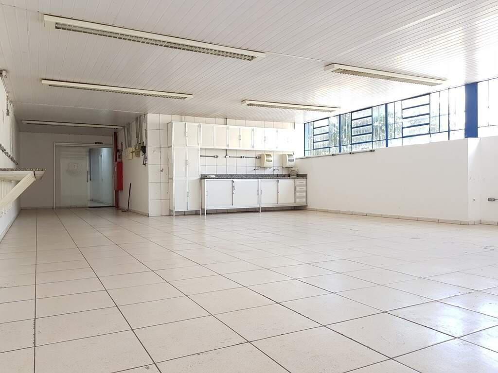 Galpão, São Francisco, 4 Vagas