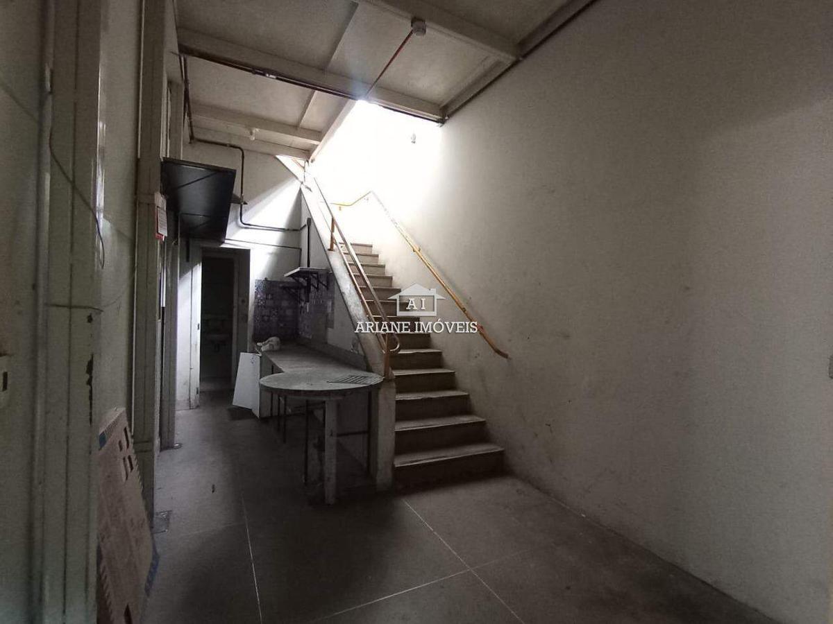 Andar, Centro, 0 Quarto, 0 Vaga