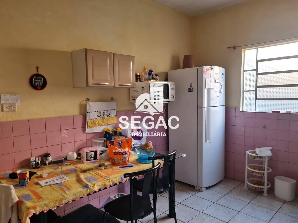 Casa, Betânia, 2 Quartos, 1 Vaga