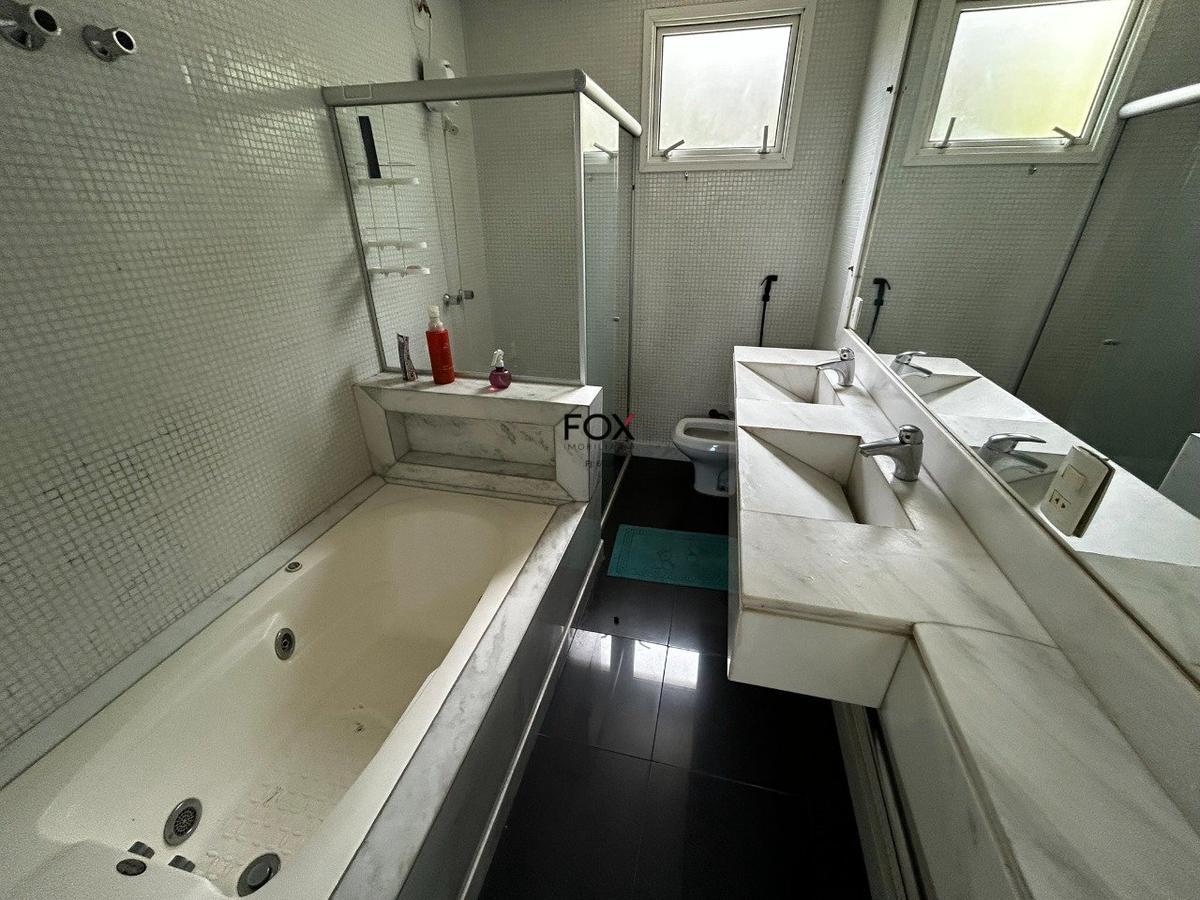 Casa, Estoril, 4 Quartos, 6 Vagas, 1 Suíte