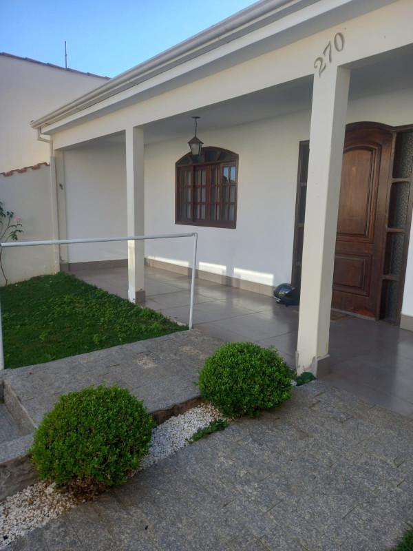 Casa, Jardim Colonial, 0 Quarto, 0 Vaga