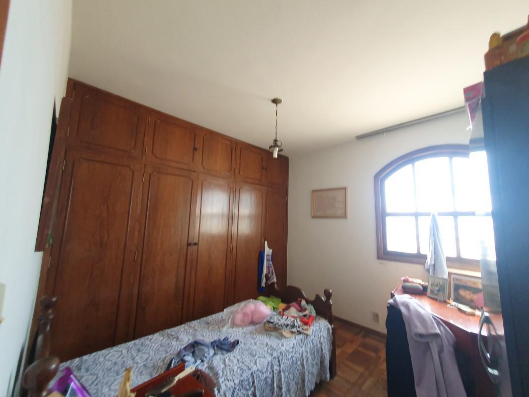 Casa, Jardim América, 4 Quartos, 4 Vagas, 1 Suíte