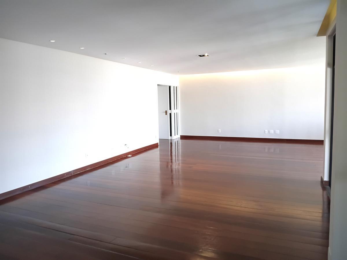 Apartamento, Funcionários, 4 Quartos, 4 Vagas, 2 Suítes