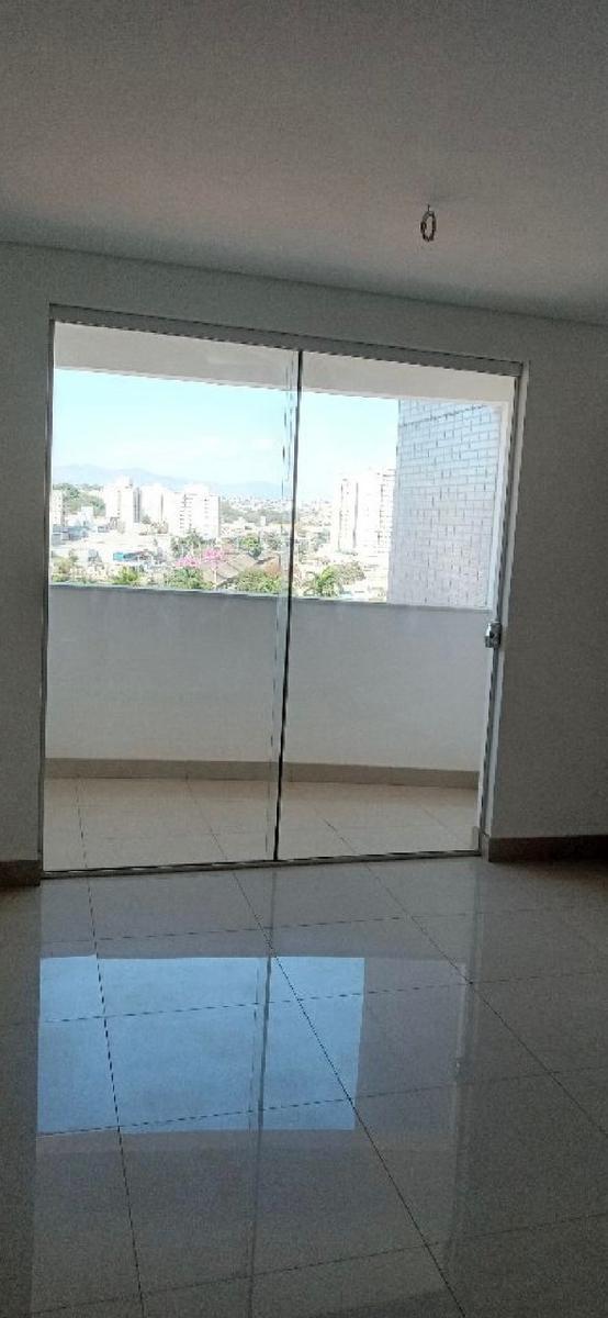 Apartamento, Serrano, 3 Quartos, 2 Vagas, 1 Suíte