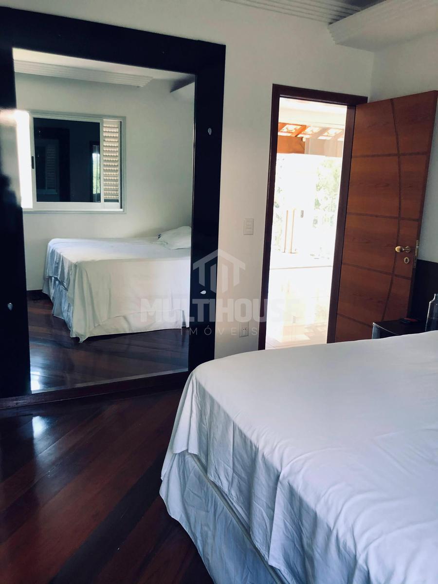 Casa, Centro, 5 Quartos, 8 Vagas, 2 Suítes