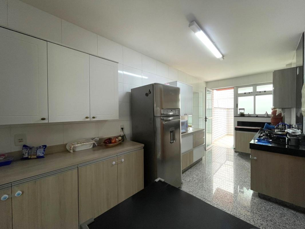 Apartamento, União, 4 Quartos, 3 Vagas, 1 Suíte
