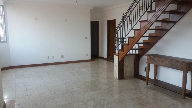 Cobertura, Ouro Preto, 5 Quartos, 3 Vagas, 1 Suíte