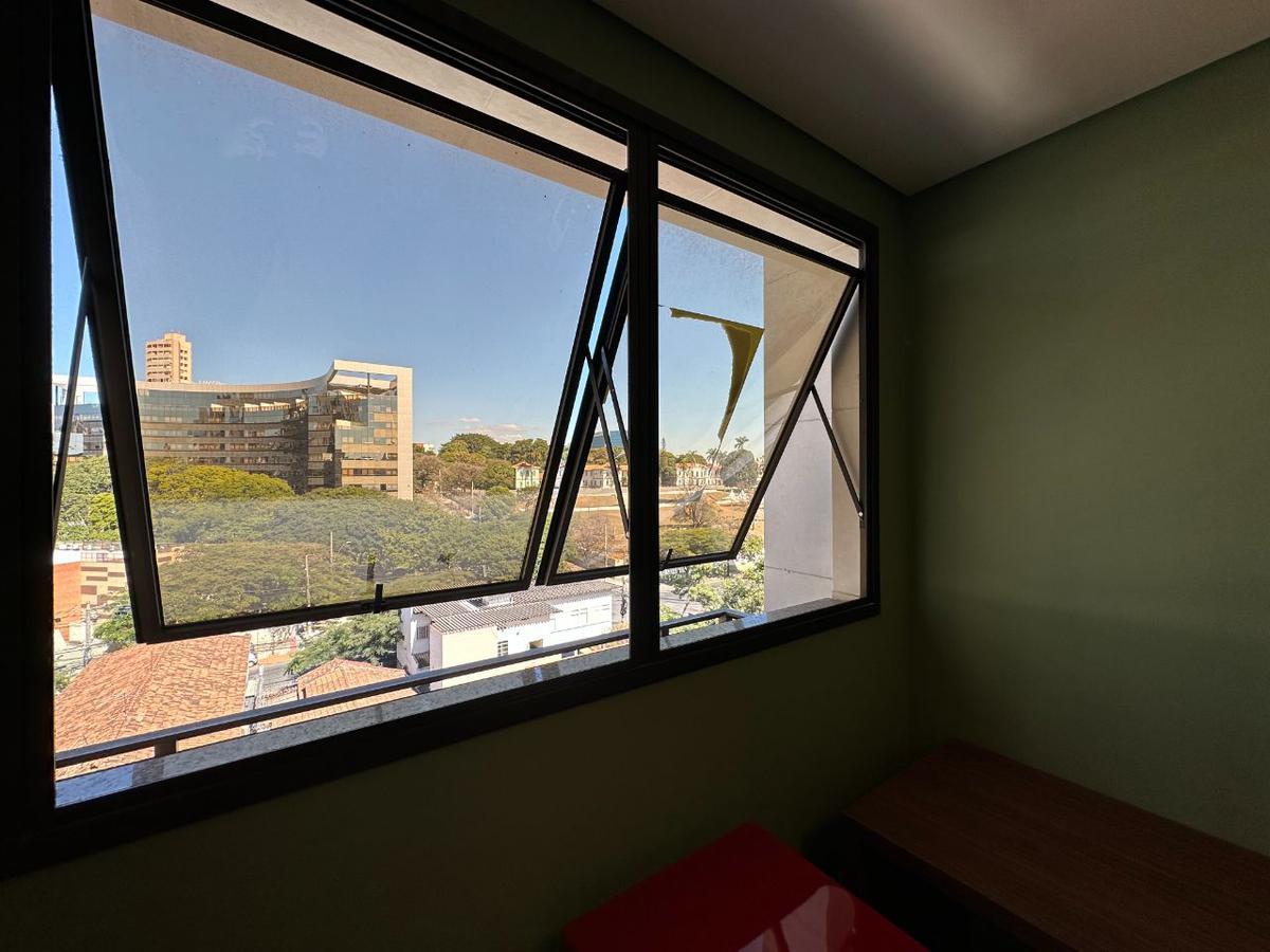 Sala, Barro Preto, 0 Quarto, 1 Vaga