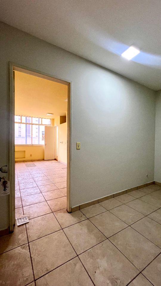 Sala, Centro, 0 Quarto, 0 Vaga