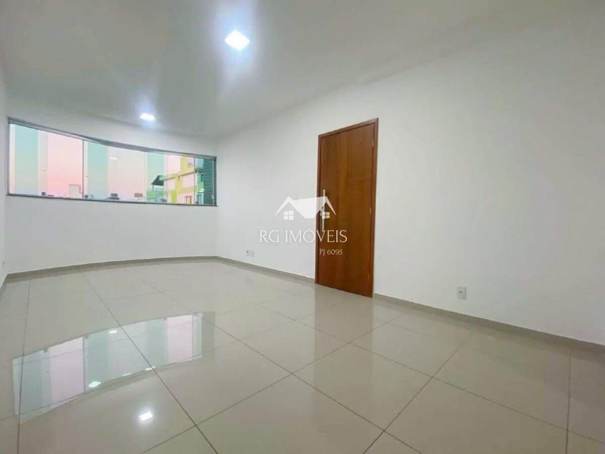 Apartamento, Barreiro, 3 Quartos, 2 Vagas, 1 Suíte
