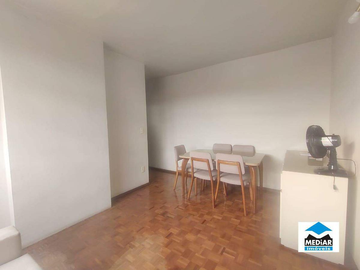 Apartamento, Floresta, 1 Quarto, 0 Vaga