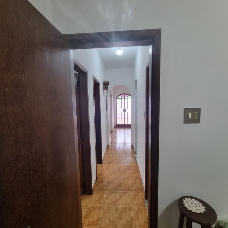 Casa, Tirol, 3 Quartos, 2 Vagas, 1 Suíte