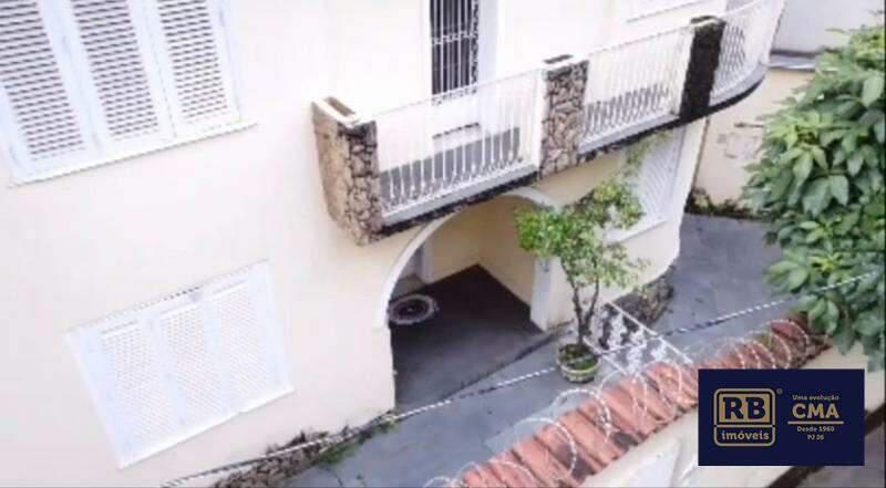 Casa, Lourdes, 5 Quartos, 2 Vagas, 1 Suíte