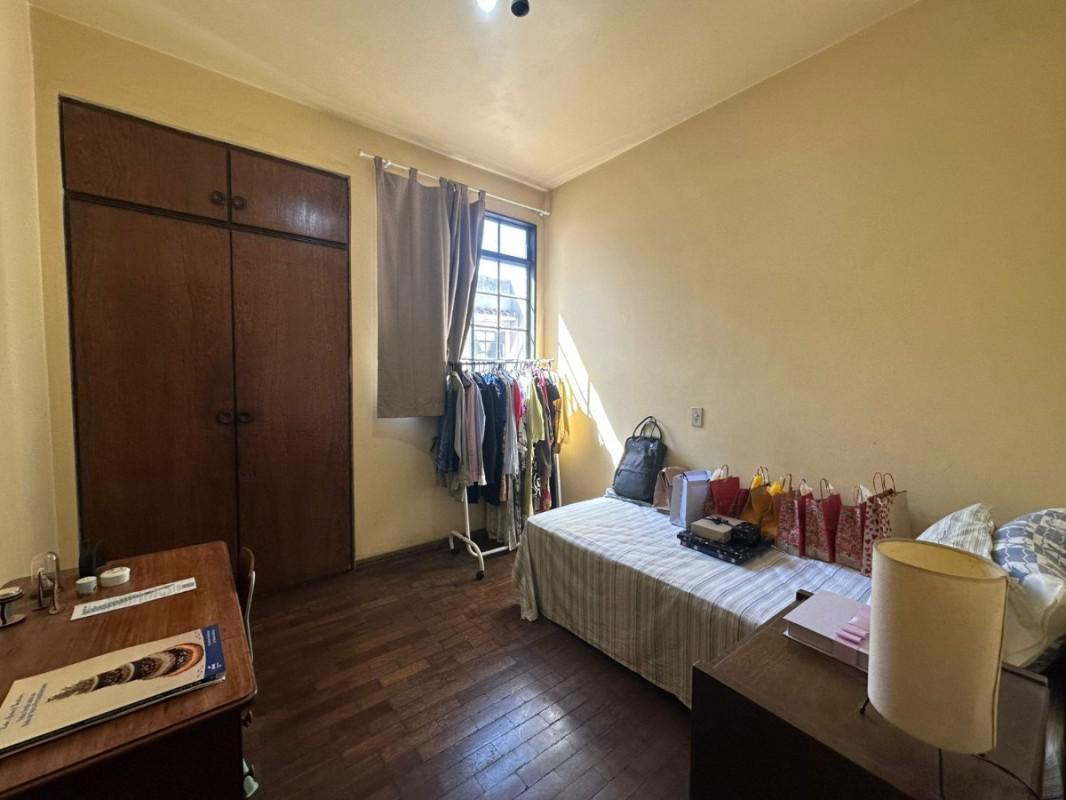Cobertura, Luxemburgo, 4 Quartos, 2 Vagas, 1 Suíte