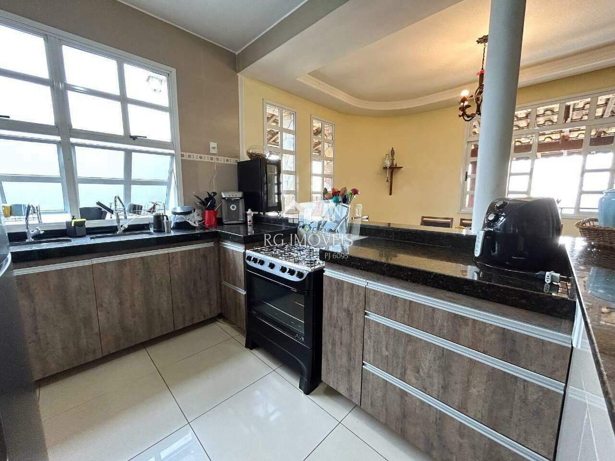 Casa, Diamante, 4 Quartos, 3 Vagas