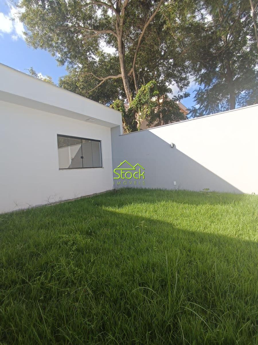 Casa, Jardim Imperial, 3 Quartos, 2 Vagas, 1 Suíte