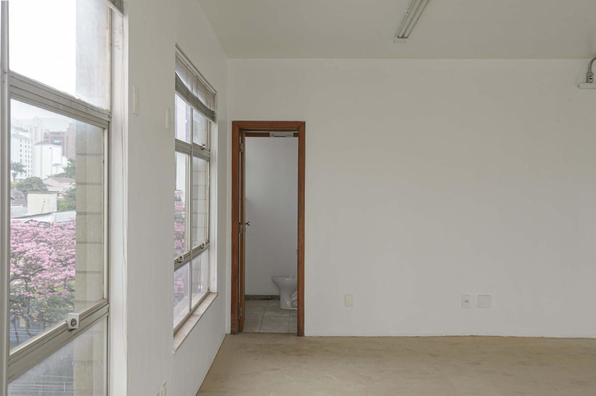 Sala, Santa Efigênia, 0 Quarto, 0 Vaga