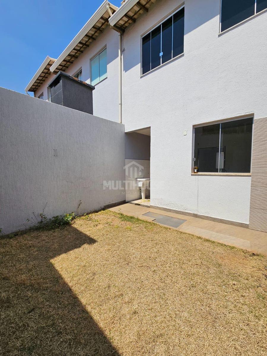 Casa, Santa Mônica, 3 Quartos, 2 Vagas, 1 Suíte