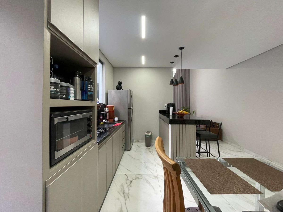 Casa, Santa Efigênia, 3 Quartos, 2 Vagas, 1 Suíte