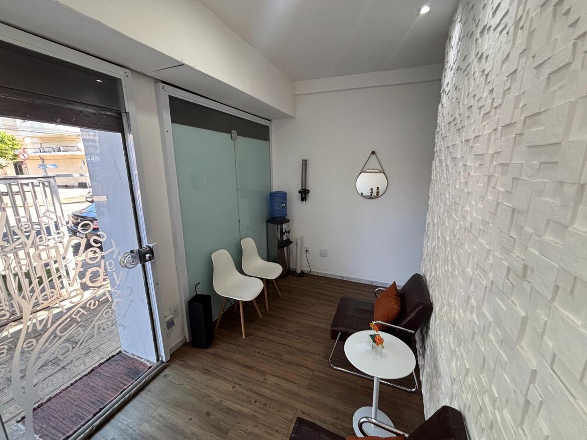 Andar, São José, 0 Quarto, 0 Vaga