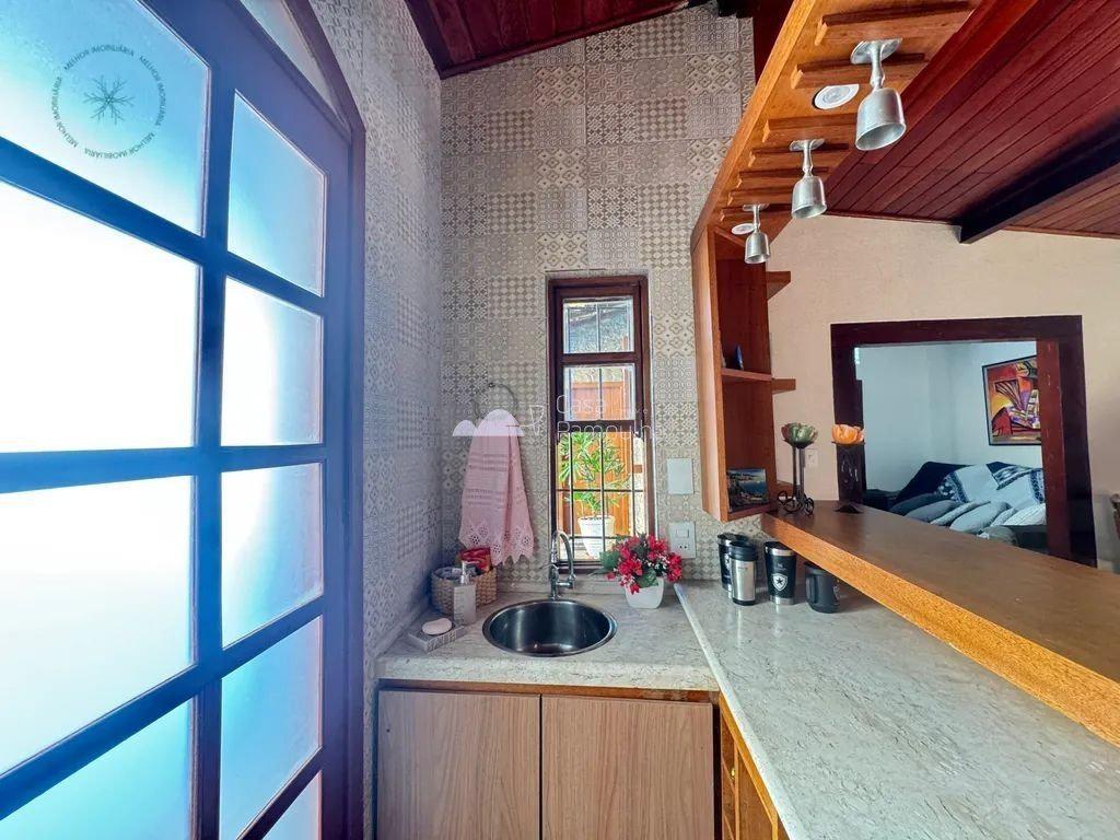 Casa, Itapoã, 4 Quartos, 2 Vagas, 2 Suítes