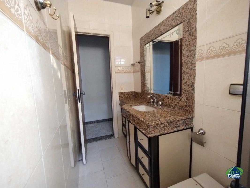 Casa, Aparecida, 3 Quartos, 5 Vagas, 1 Suíte