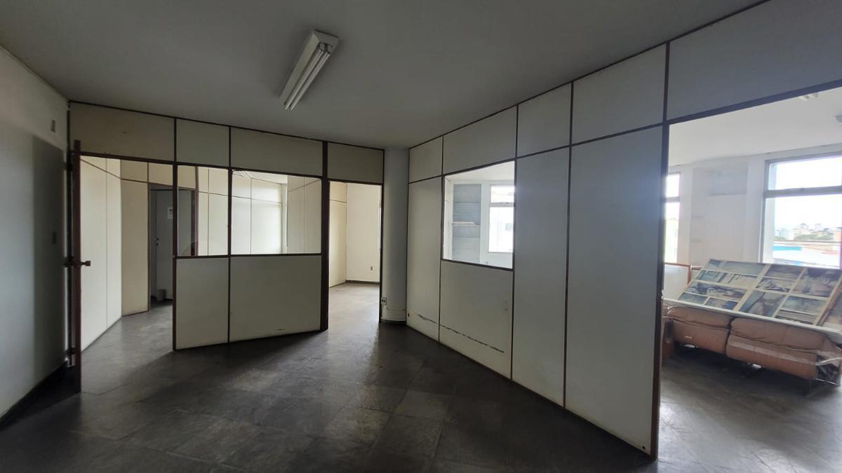 Prédio, São Francisco, 0 Quarto, 0 Vaga