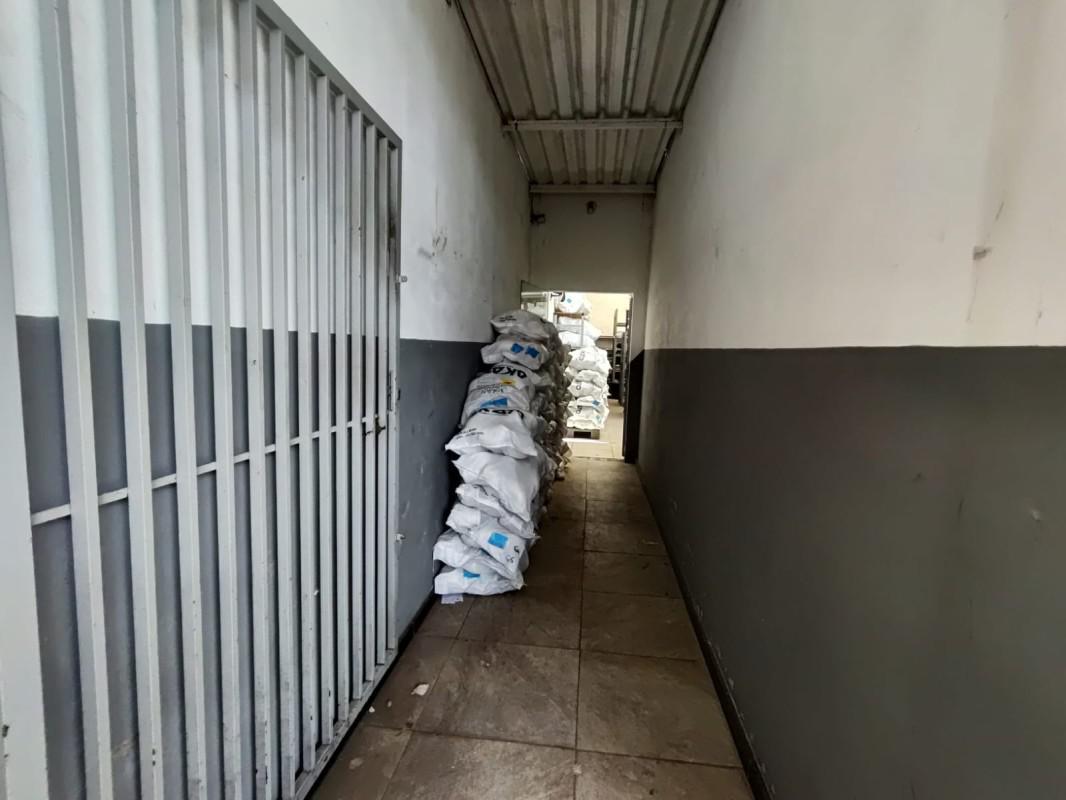 Galpão, Alto dos Pinheiros, 0 Quarto, 0 Vaga