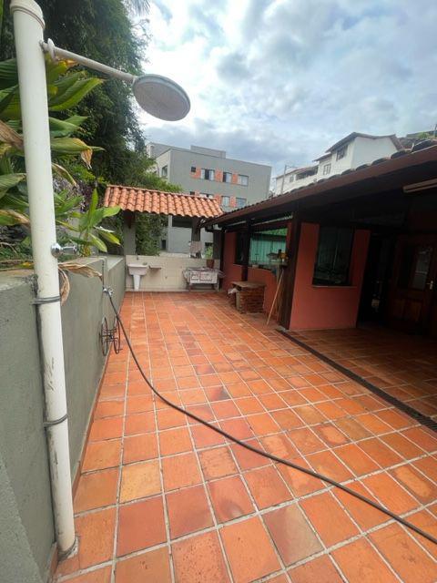 Casa, Centro, 3 Quartos, 2 Vagas, 1 Suíte