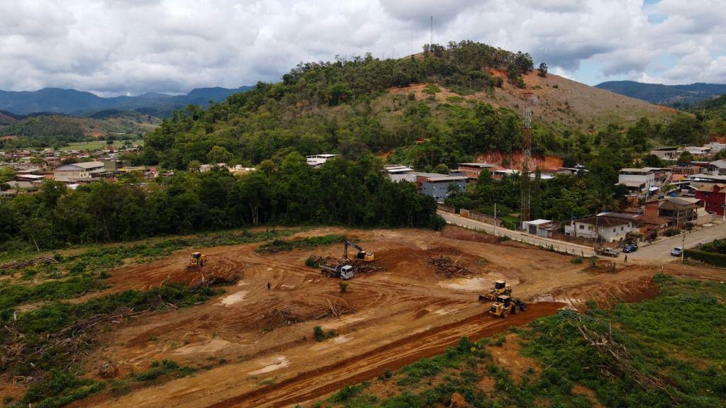 Lote, Centro, 0 Quarto, 0 Vaga