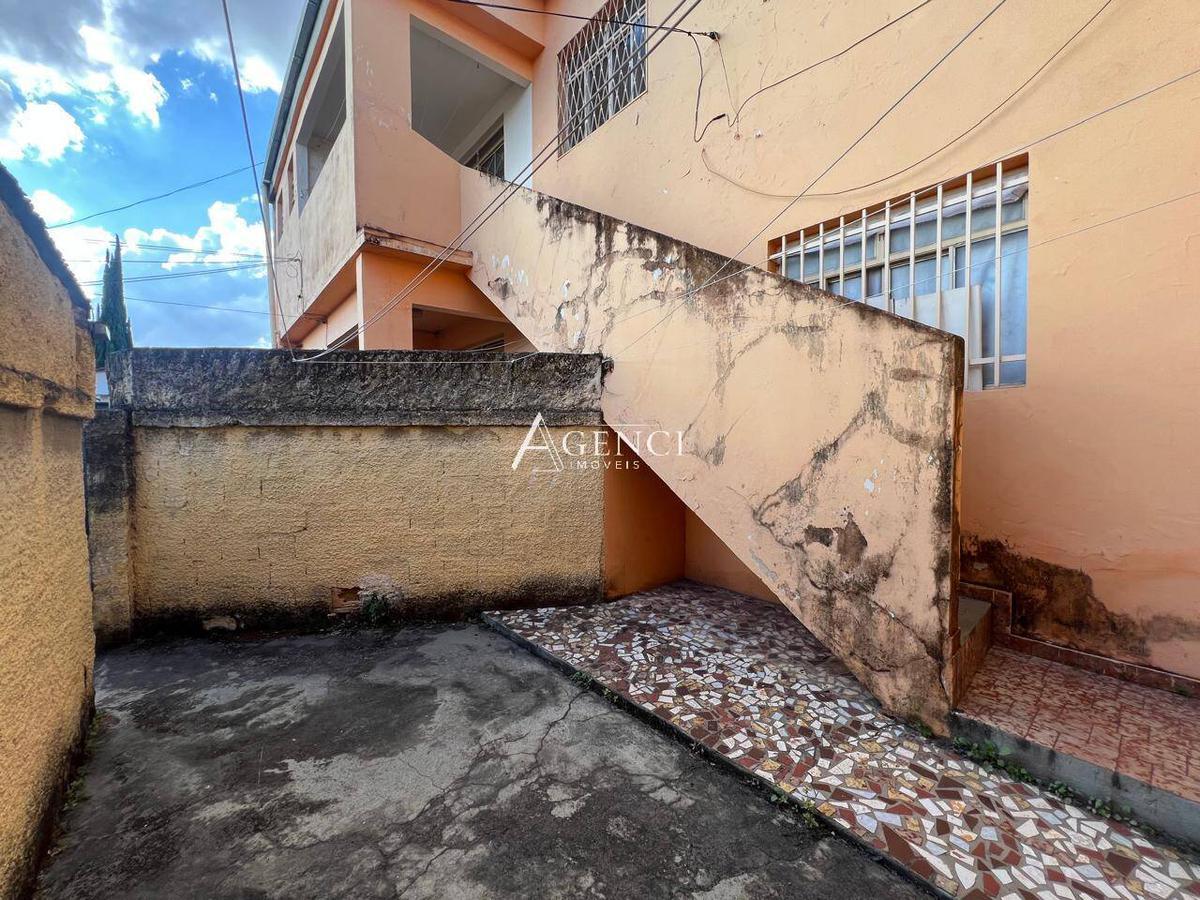 Casa, Camargos, 3 Quartos, 0 Vaga, 0 Suíte