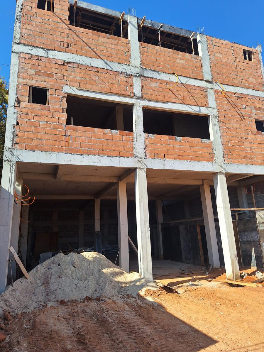 Galpão, Floresta Encantada, 0 Quarto, 20 Vagas