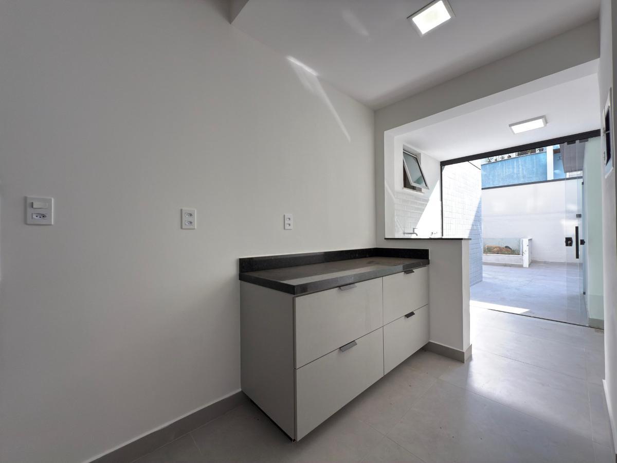 Apartamento, Castelo, 3 Quartos, 2 Vagas, 1 Suíte