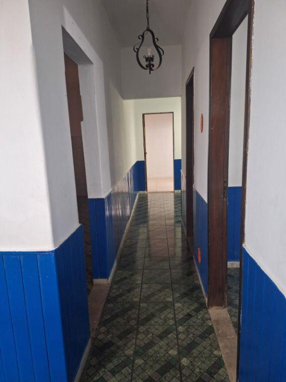 Casa, Centro, 2 Quartos, 5 Vagas, 1 Suíte