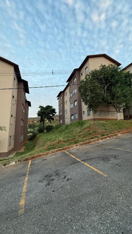 Apartamento, Solar do Barreiro, 2 Quartos, 1 Vaga