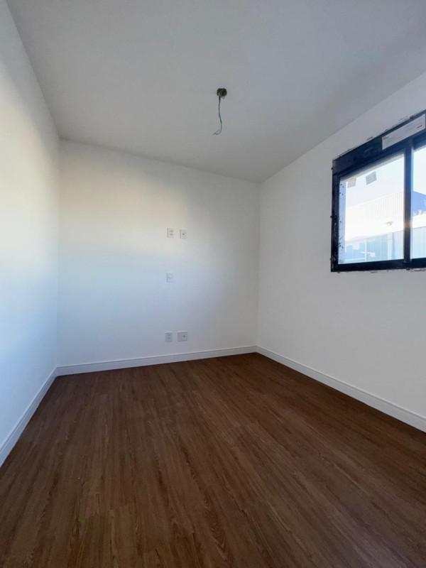 Apartamento, Sagrada Família, 3 Quartos, 2 Vagas, 1 Suíte