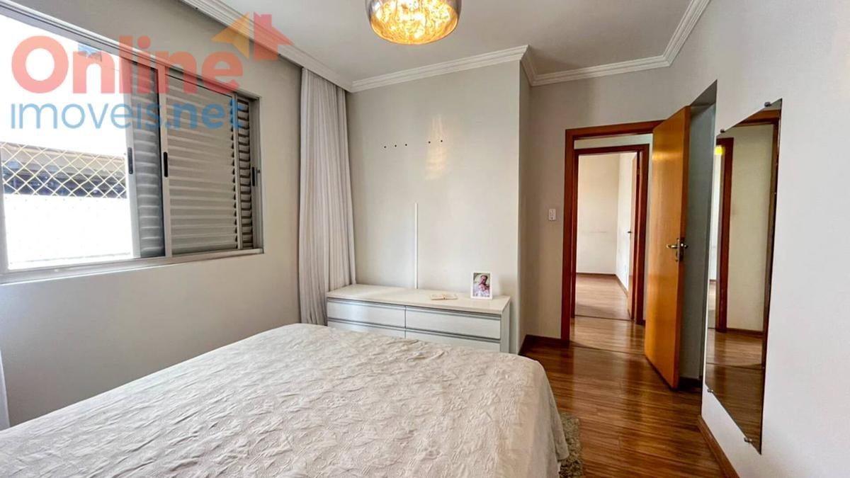 Apartamento, Castelo, 3 Quartos, 0 Vaga, 1 Suíte