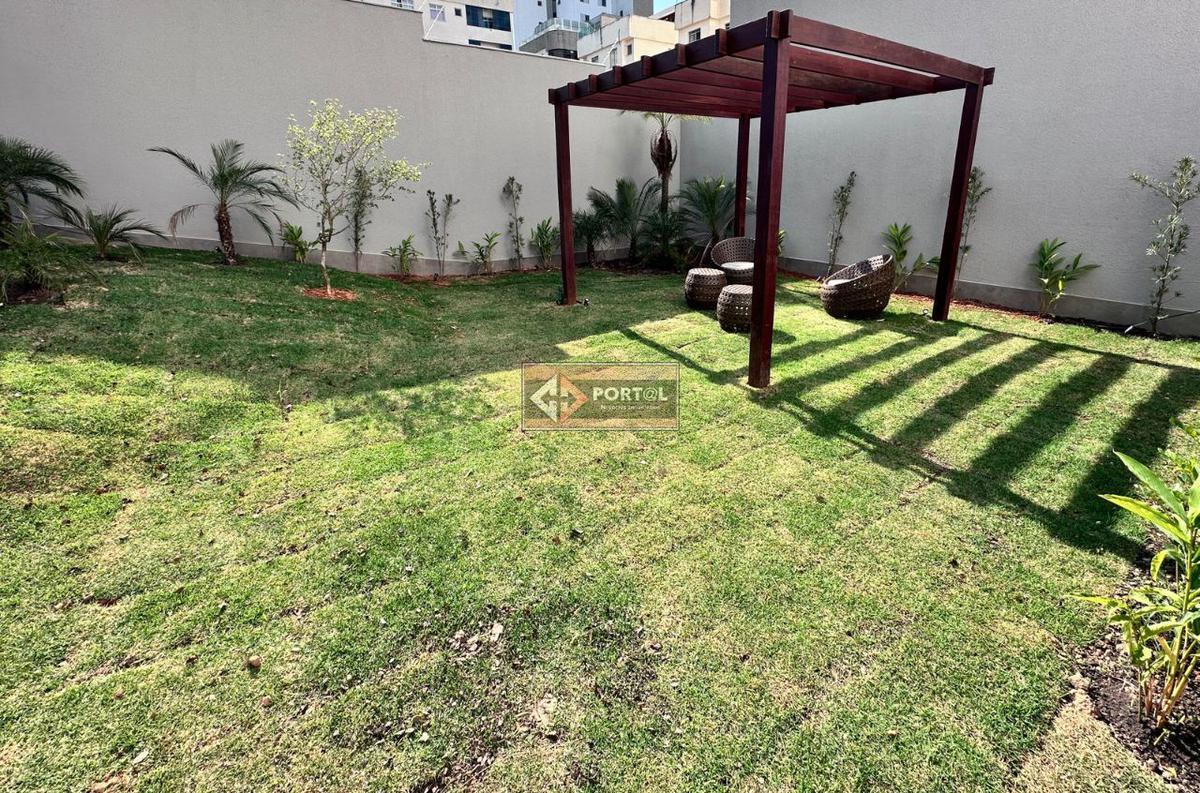 Apartamento, Castelo, 4 Quartos, 2 Vagas, 1 Suíte