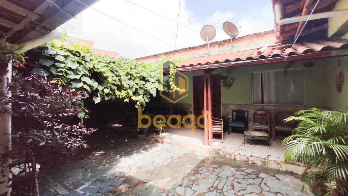 Casa, Santa Terezinha, 5 Quartos, 4 Vagas, 1 Suíte