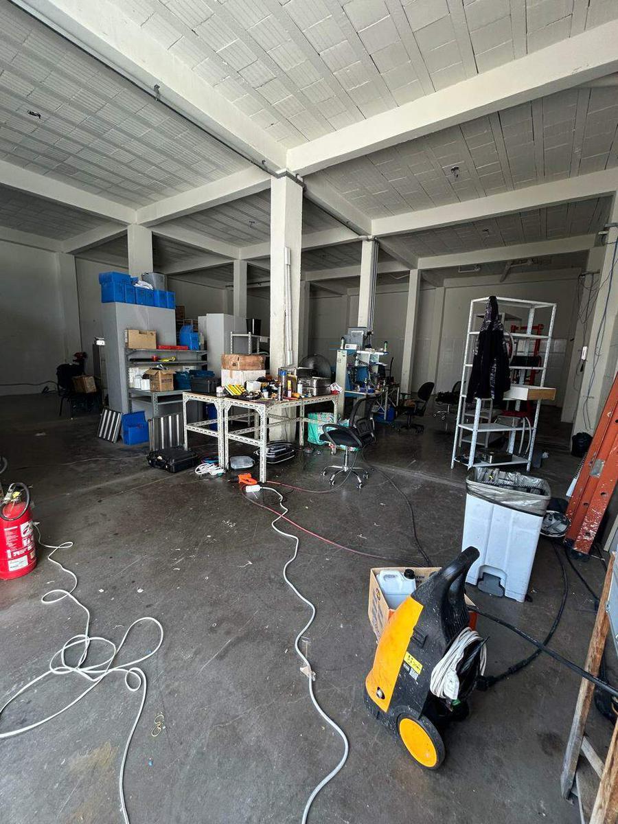 Casa Comercial, Nova Suíssa, 8 Quartos, 10 Vagas