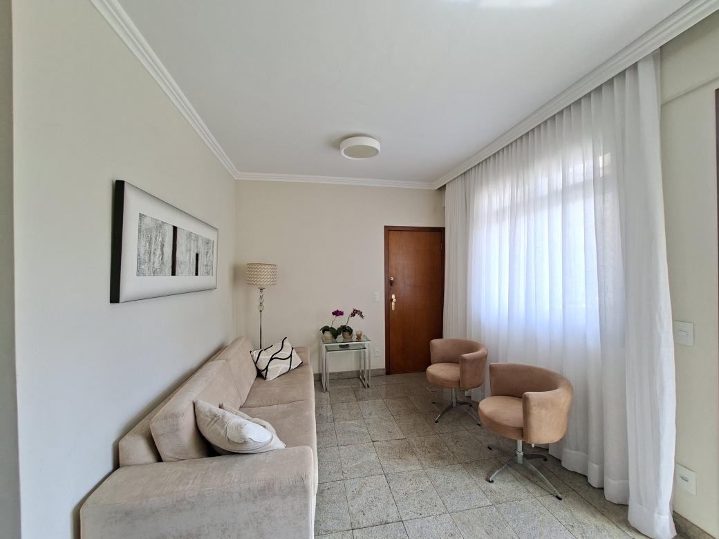 Apartamento, Coração de Jesus, 3 Quartos, 2 Vagas, 1 Suíte