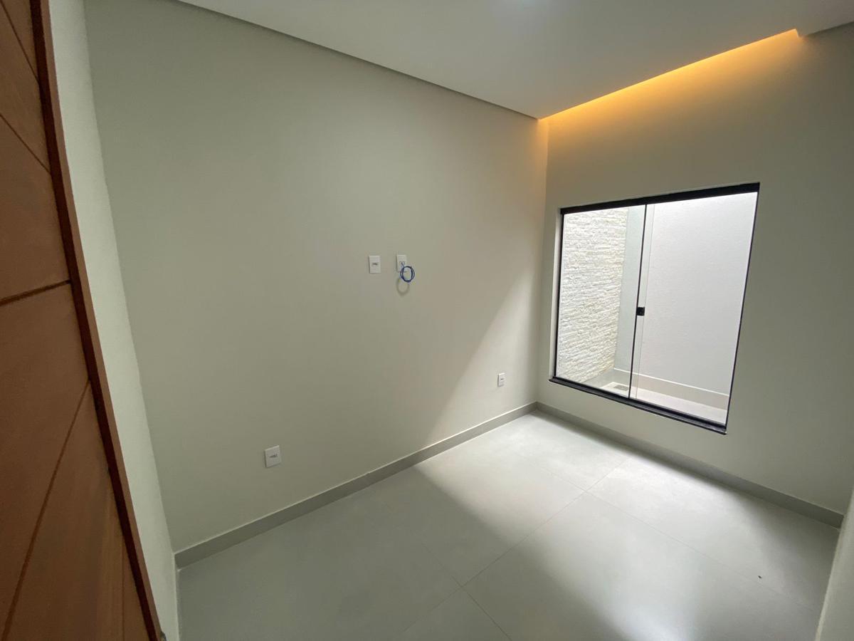 Casa, Jardim Europa, 3 Quartos, 4 Vagas, 1 Suíte